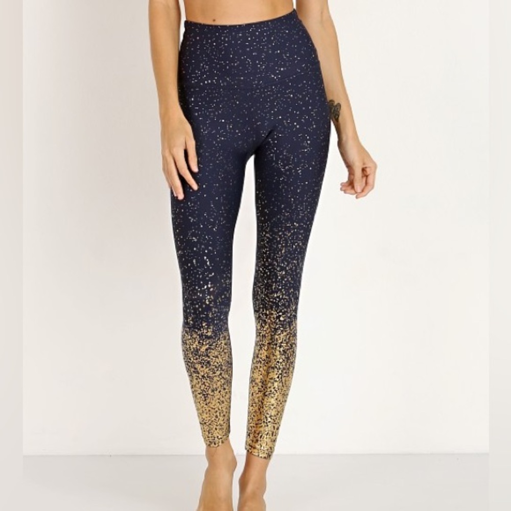 Beyond Yoga High Waisted Alloy Ombre Midi Legging Navy/Gold